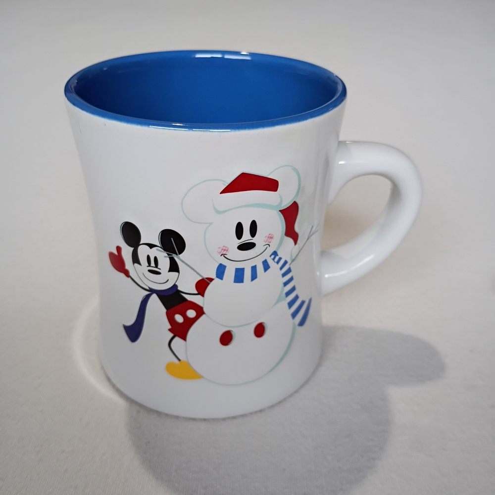 Vintage Disney Store Mickey Mouse Snowman Christmas Mug Snowflakes 3D Raised